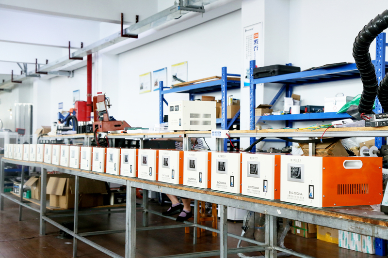 創(chuàng)穩(wěn)電氣 單相穩(wěn)壓器 出口印度市場(chǎng)熱銷機(jī)型 創(chuàng)穩(wěn)電氣 單相穩(wěn)壓器 出口印度市場(chǎng)熱銷機(jī)型